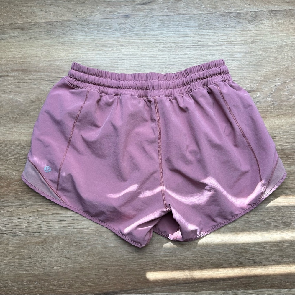 Lululemon Hotty Hot Shorts LR